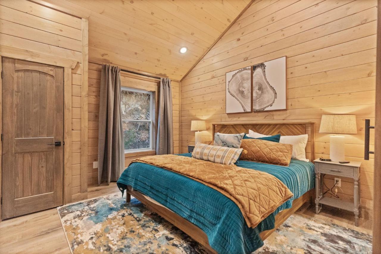 Вилла Mins To Gburg Sleeps 8 Hot Tub Arcade Area Pool Гатлинбург Экстерьер фото