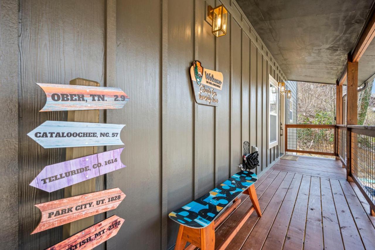 Вилла Mins To Gburg Sleeps 8 Hot Tub Arcade Area Pool Гатлинбург Экстерьер фото