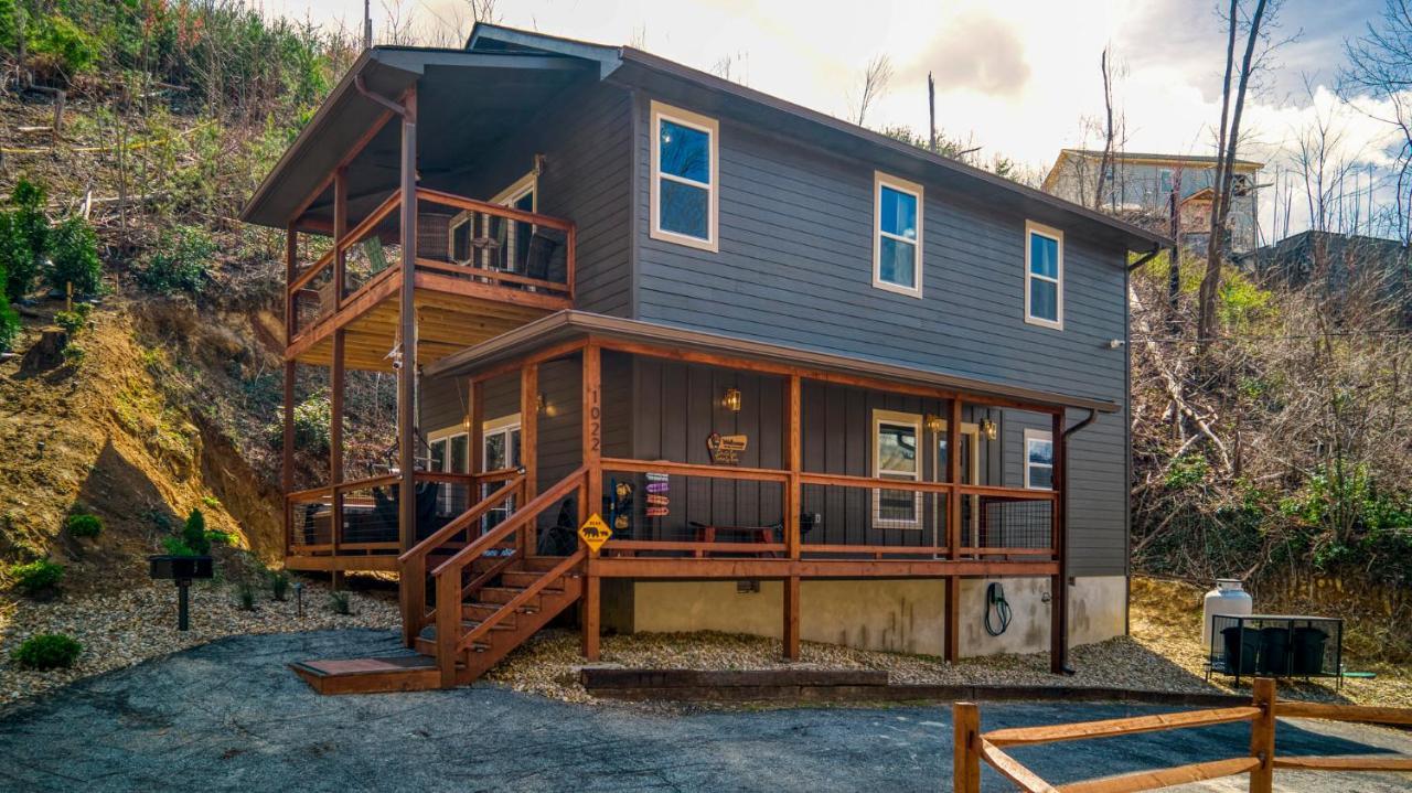Вилла Mins To Gburg Sleeps 8 Hot Tub Arcade Area Pool Гатлинбург Экстерьер фото
