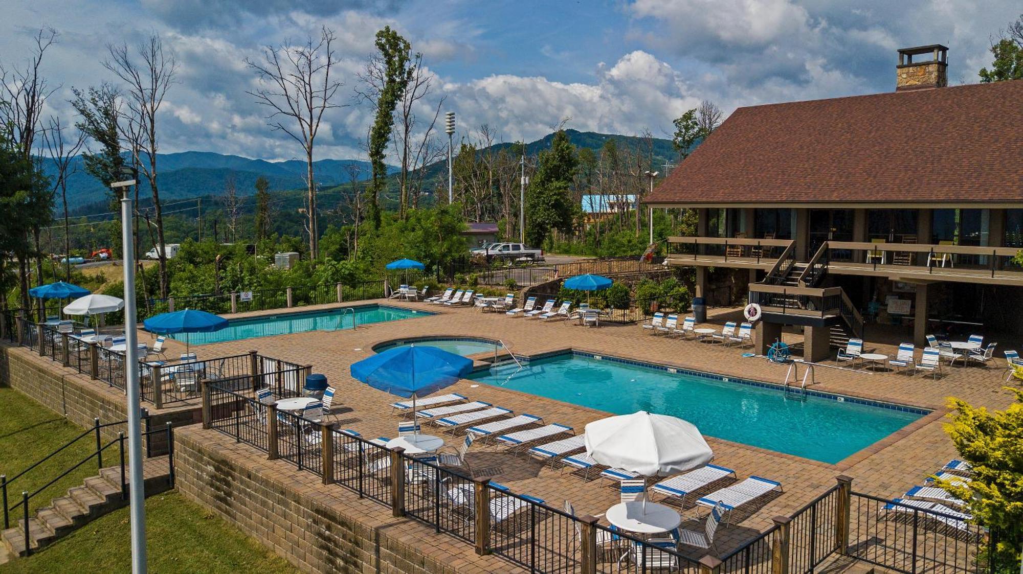Вилла Mins To Gburg Sleeps 8 Hot Tub Arcade Area Pool Гатлинбург Экстерьер фото
